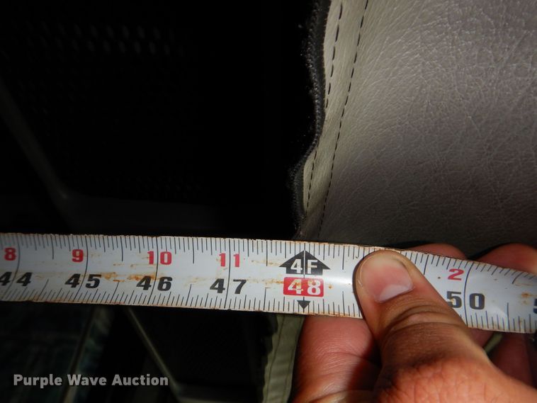 image for item JO9033 2008 Freightliner Columbia  glider kit semi truck