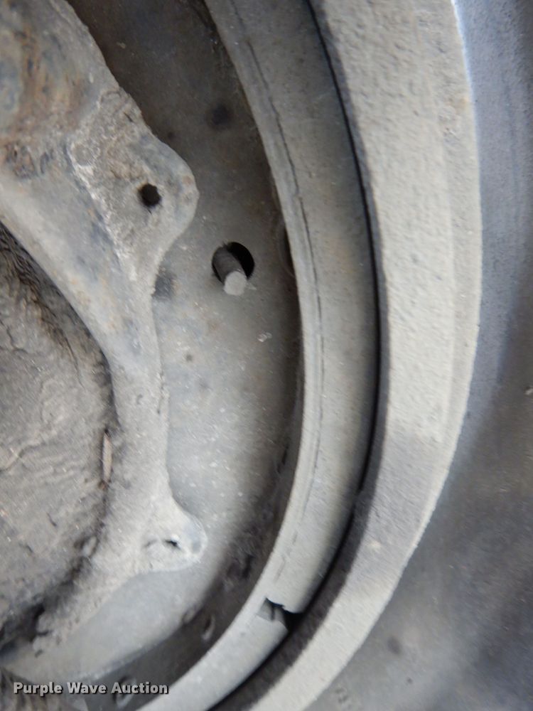 image for item JO9033 2008 Freightliner Columbia  glider kit semi truck