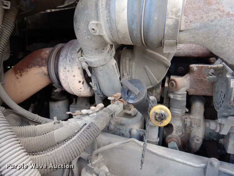 image for item JO9033 2008 Freightliner Columbia  glider kit semi truck