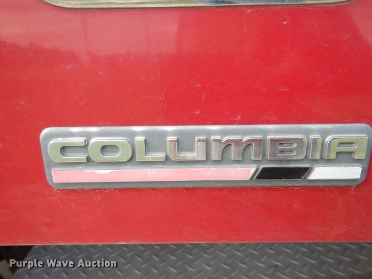 image for item JO9033 2008 Freightliner Columbia  glider kit semi truck