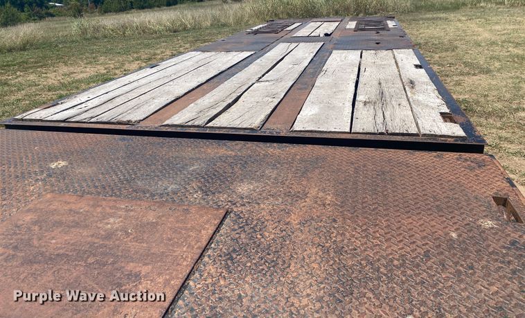 image for item JW9472 1997 Duo Lift T242D-24  drop tilt deck equipment trailer