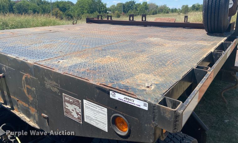 image for item JW9472 1997 Duo Lift T242D-24  drop tilt deck equipment trailer