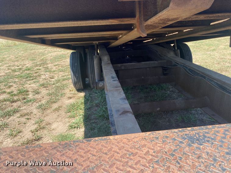 image for item JW9472 1997 Duo Lift T242D-24  drop tilt deck equipment trailer