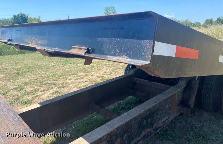 image for item JW9472 1997 Duo Lift T242D-24  drop tilt deck equipment trailer