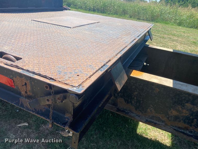 image for item JW9472 1997 Duo Lift T242D-24  drop tilt deck equipment trailer