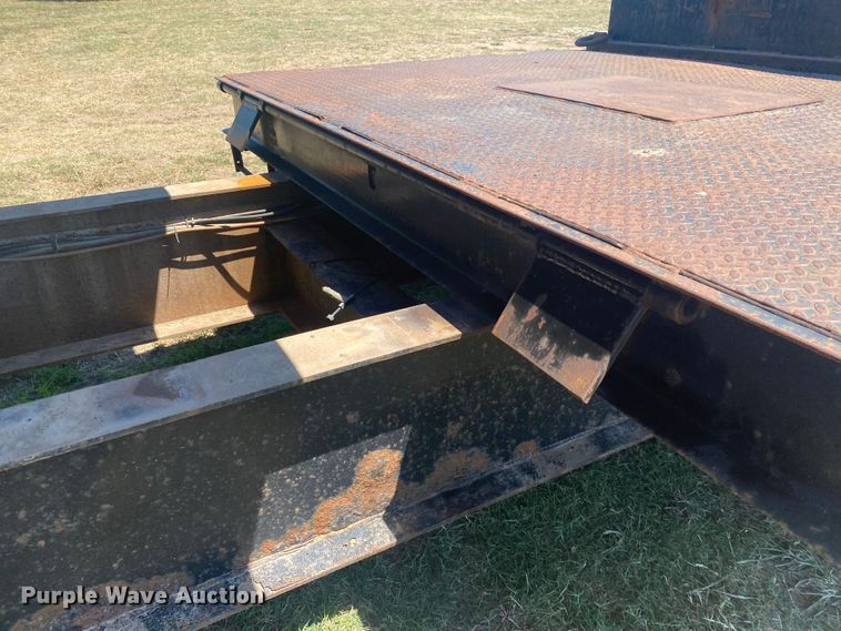 image for item JW9472 1997 Duo Lift T242D-24  drop tilt deck equipment trailer