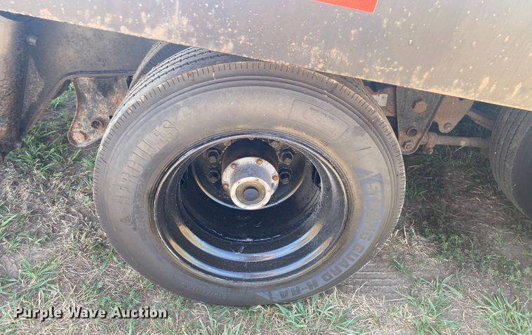 image for item JW9472 1997 Duo Lift T242D-24  drop tilt deck equipment trailer