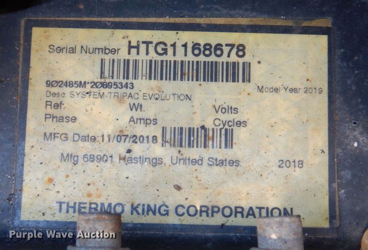 image for item KF9616 2014 Peterbilt 367  semi truck