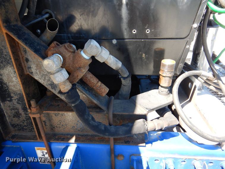 image for item KF9616 2014 Peterbilt 367  semi truck