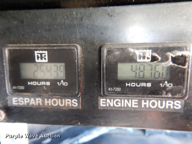 image for item KF9616 2014 Peterbilt 367  semi truck