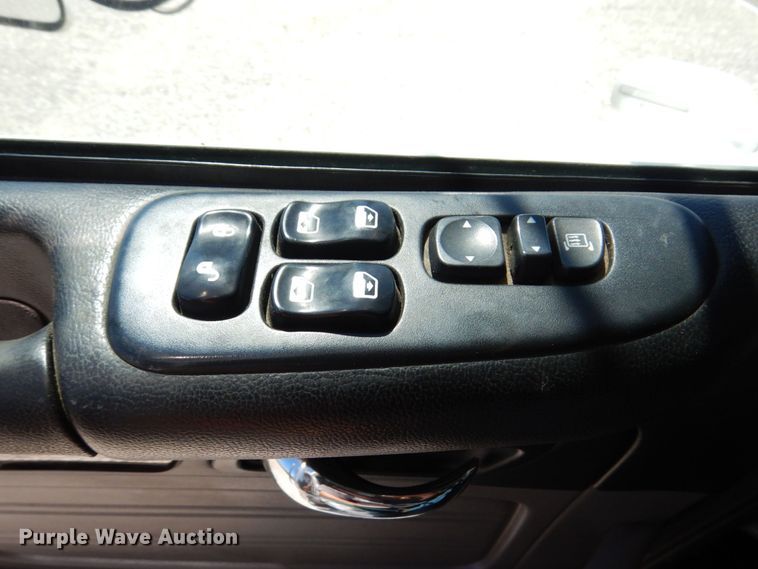 image for item KF9616 2014 Peterbilt 367  semi truck