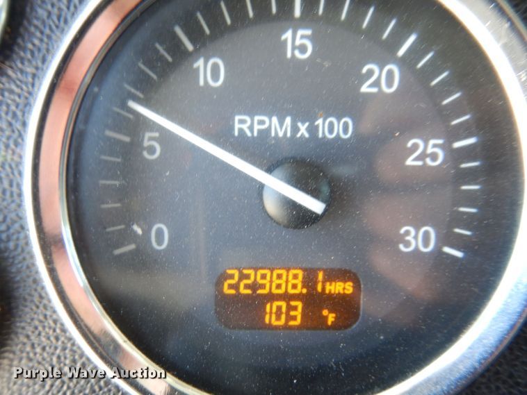 image for item KF9616 2014 Peterbilt 367  semi truck