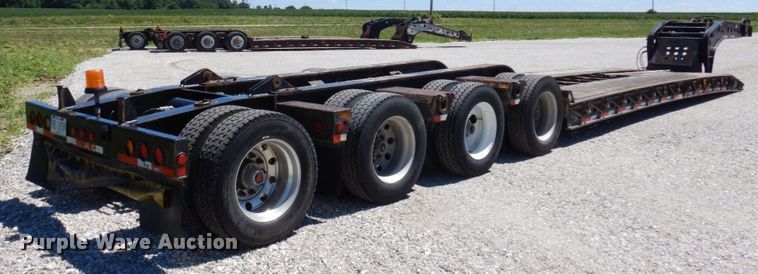 image for item KF9617 2008 Fontaine Magnitude 55H-26  lowboy equipment trailer