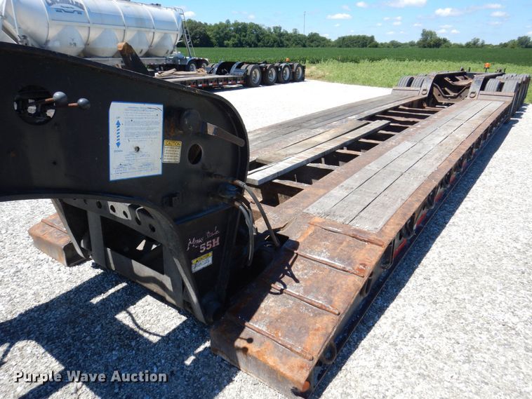 image for item KF9617 2008 Fontaine Magnitude 55H-26  lowboy equipment trailer
