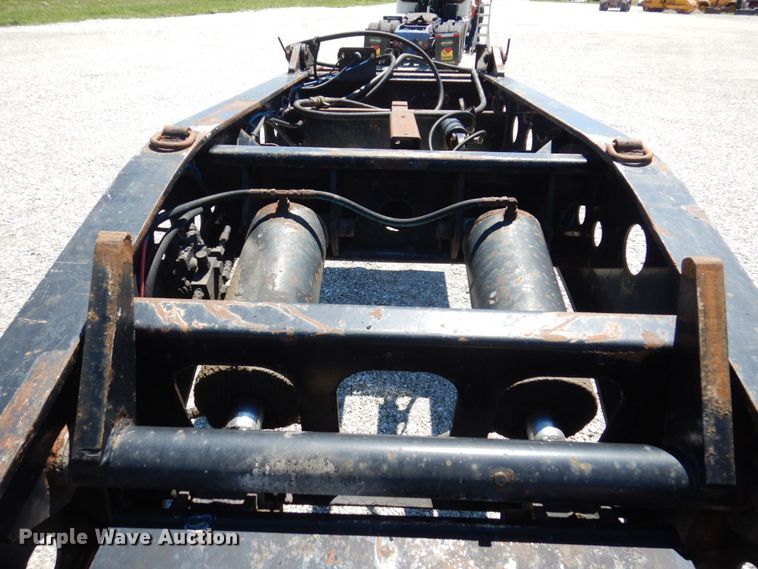 image for item KF9617 2008 Fontaine Magnitude 55H-26  lowboy equipment trailer