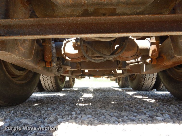 image for item KF9617 2008 Fontaine Magnitude 55H-26  lowboy equipment trailer