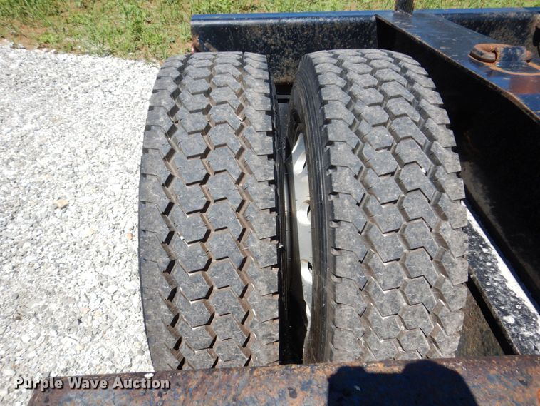 image for item KF9617 2008 Fontaine Magnitude 55H-26  lowboy equipment trailer