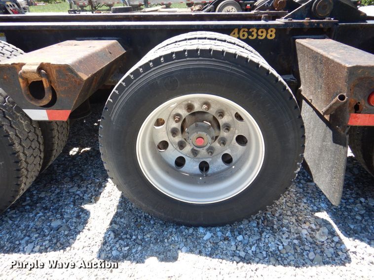 image for item KF9617 2008 Fontaine Magnitude 55H-26  lowboy equipment trailer