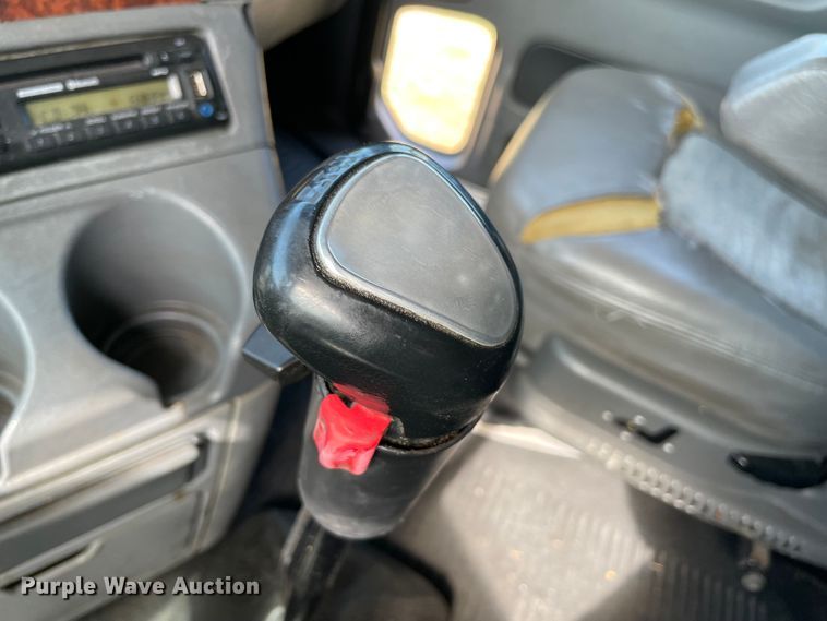 image for item KJ9906 2006 Freightliner Century Class ST120  semi truck