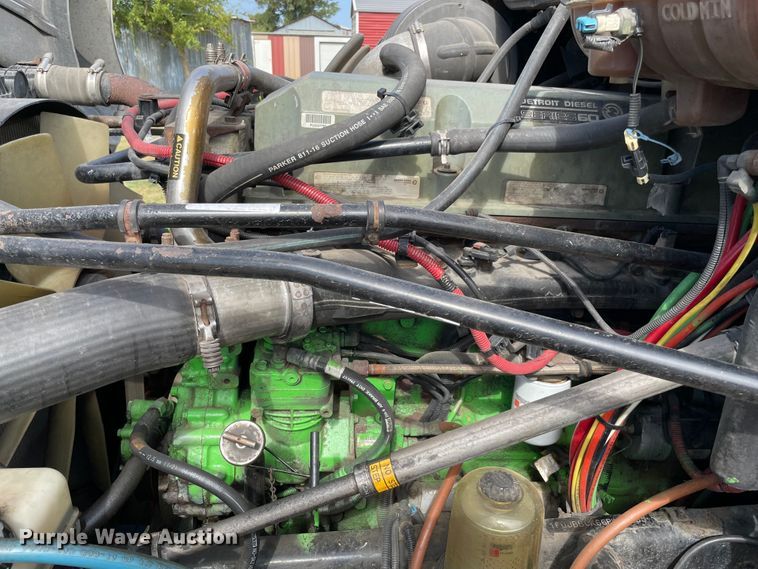 image for item KJ9906 2006 Freightliner Century Class ST120  semi truck