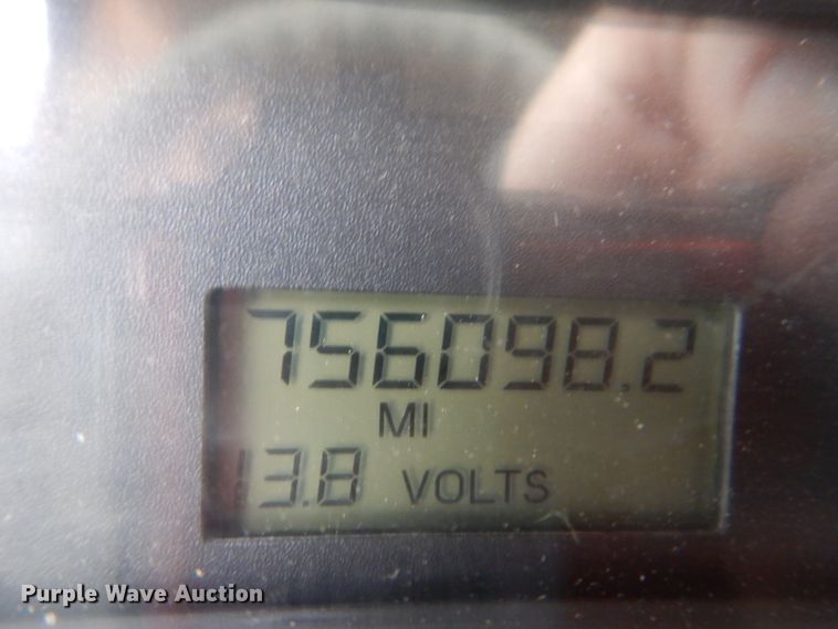 image for item KP9472 2005 Freightliner Columbia  semi truck