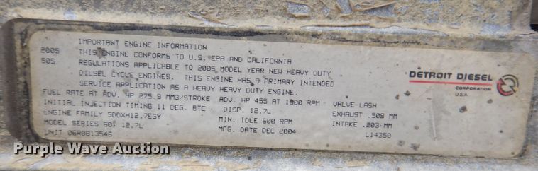 image for item KP9472 2005 Freightliner Columbia  semi truck