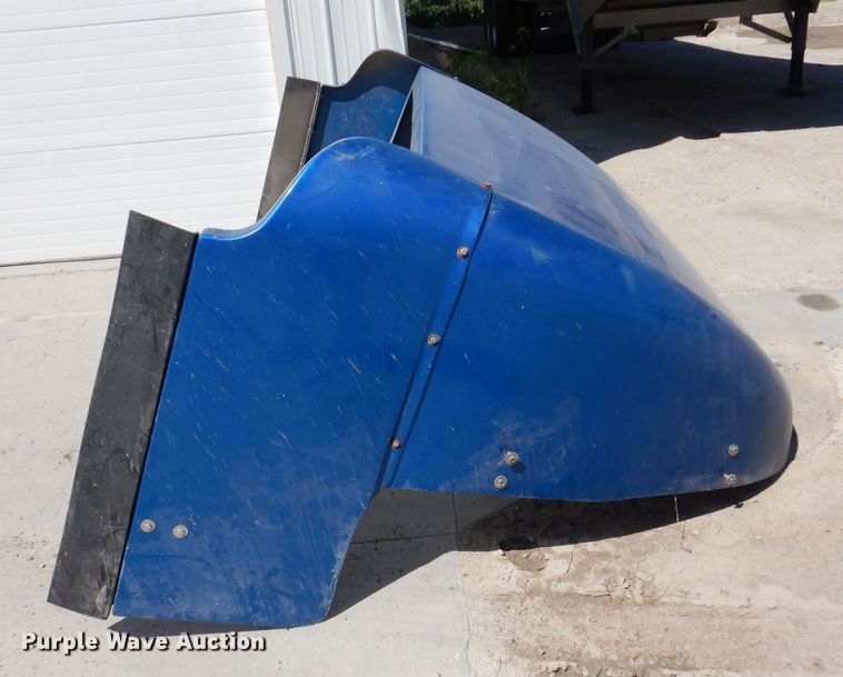 image for item KP9472 2005 Freightliner Columbia  semi truck