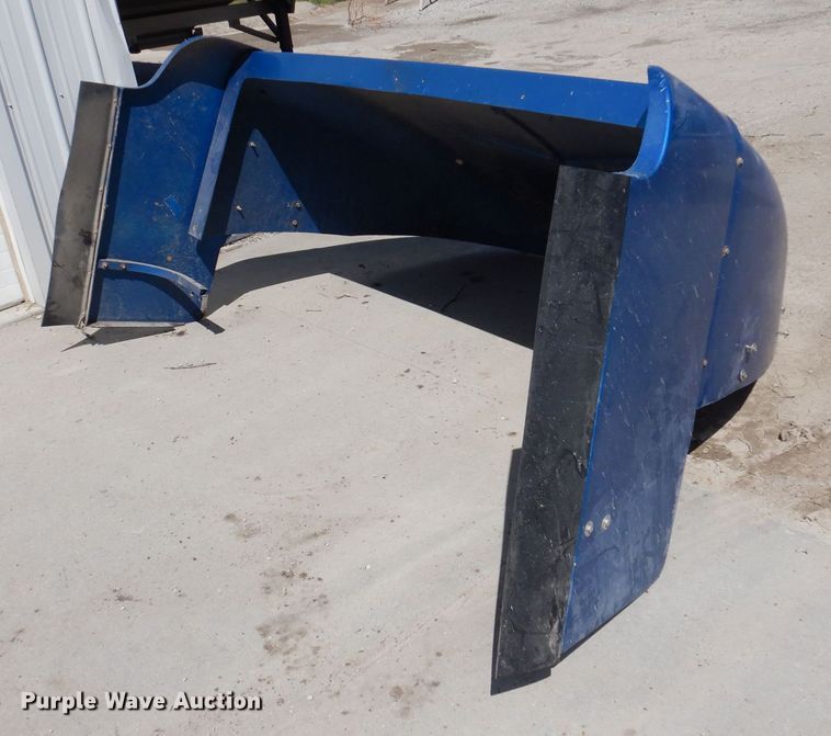 image for item KP9472 2005 Freightliner Columbia  semi truck