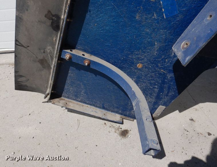 image for item KP9472 2005 Freightliner Columbia  semi truck