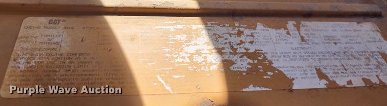 image for item LK9042 1996 Kenworth T800  truck cab and chassis