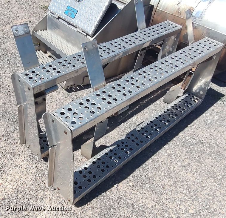 image for item LK9067 Truck parts