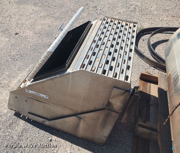 image for item LK9067 Truck parts