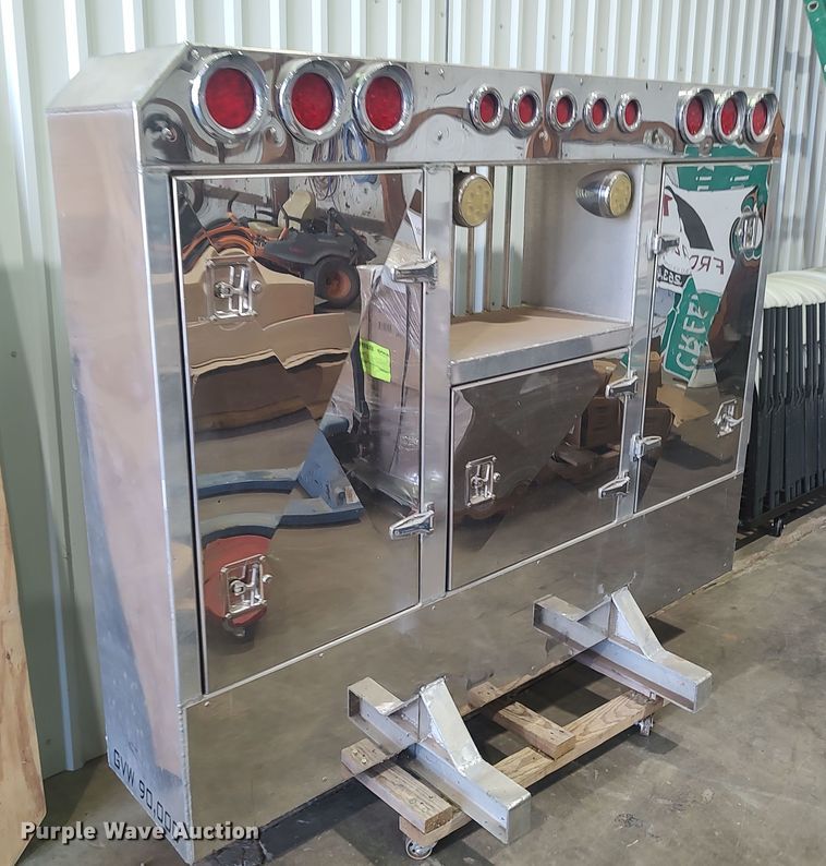 image for item LK9070 Headache rack