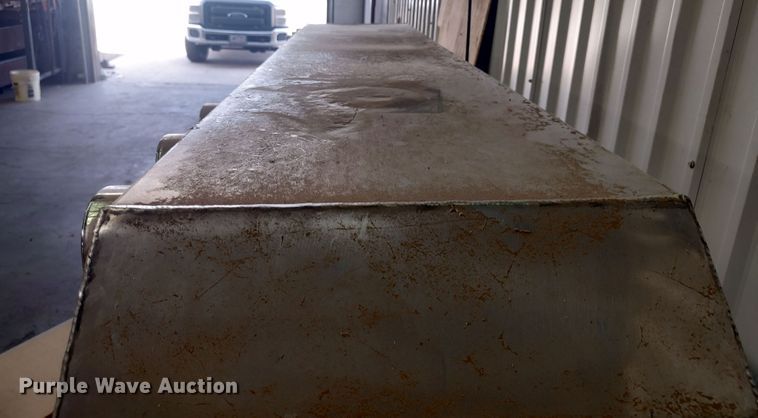 image for item LK9070 Headache rack