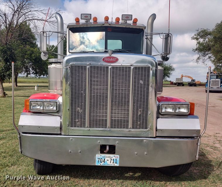image for item LK9095 1994 Peterbilt 379  semi truck