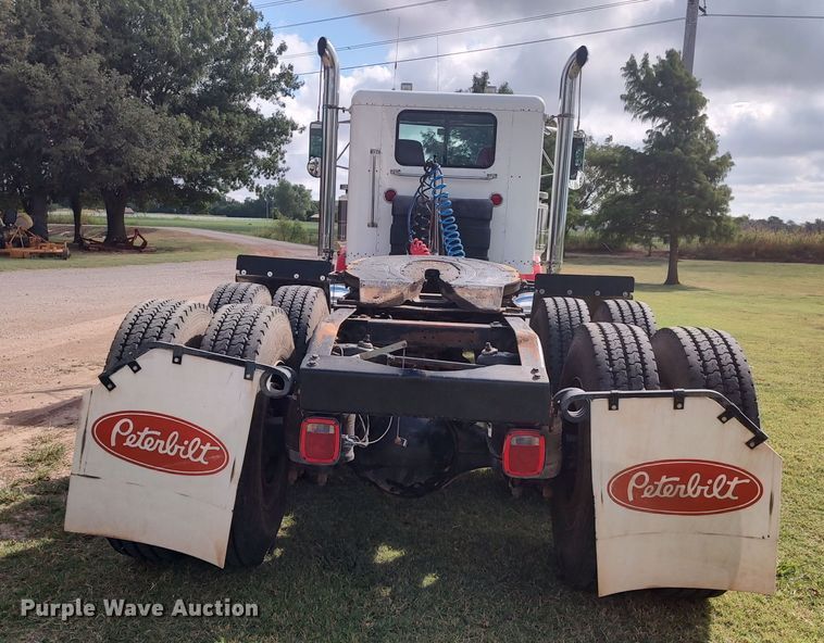 image for item LK9095 1994 Peterbilt 379  semi truck