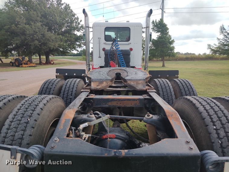 image for item LK9095 1994 Peterbilt 379  semi truck