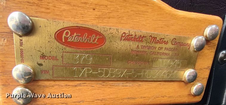 image for item LK9095 1994 Peterbilt 379  semi truck