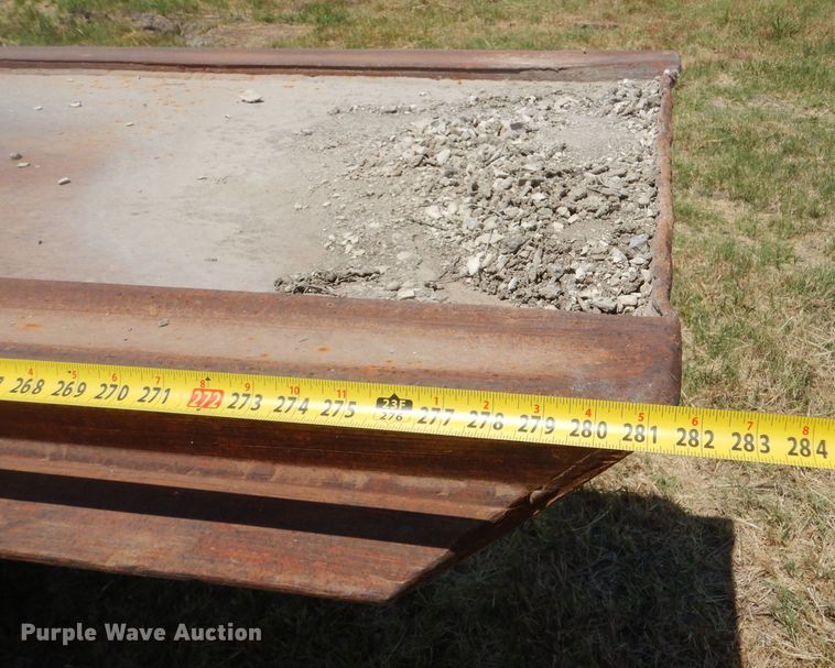 image for item LP9373 1999 Mack 600 DM Maxidyne  roll-off container truck