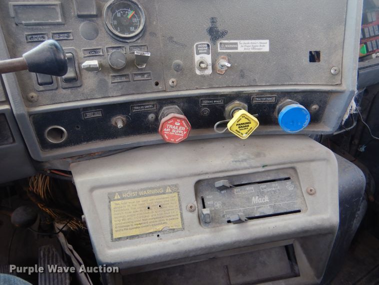 image for item LP9373 1999 Mack 600 DM Maxidyne  roll-off container truck