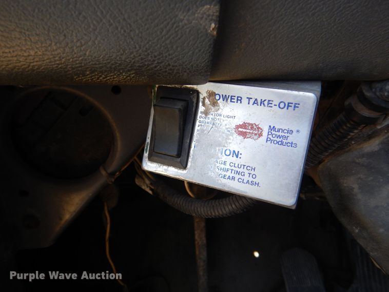 image for item LP9373 1999 Mack 600 DM Maxidyne  roll-off container truck