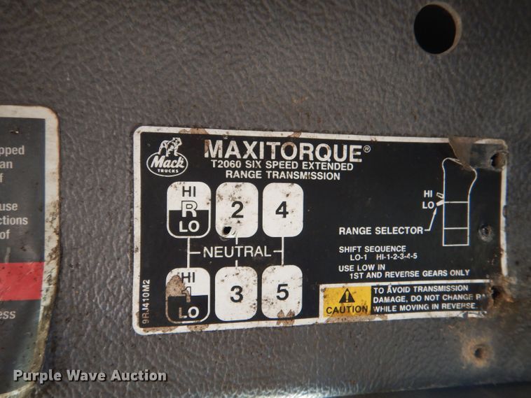 image for item LP9373 1999 Mack 600 DM Maxidyne  roll-off container truck