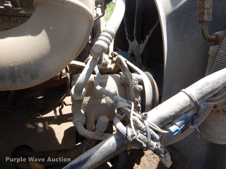 image for item LP9373 1999 Mack 600 DM Maxidyne  roll-off container truck