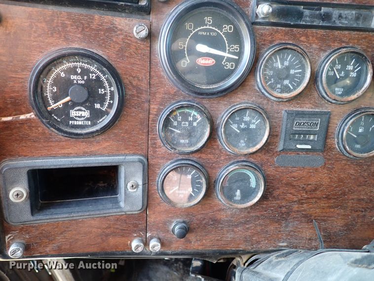 image for item LU9272 1987 Peterbilt 379  semi truck