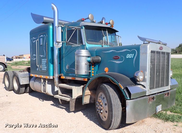 image for item LU9274 1985 Peterbilt 359  semi truck
