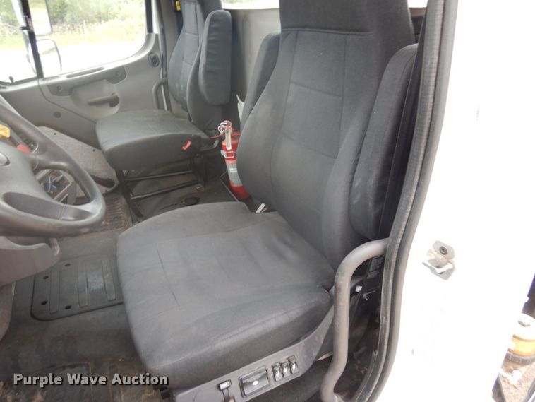 image for item MH9053 2016 Freightliner 114SD  semi truck