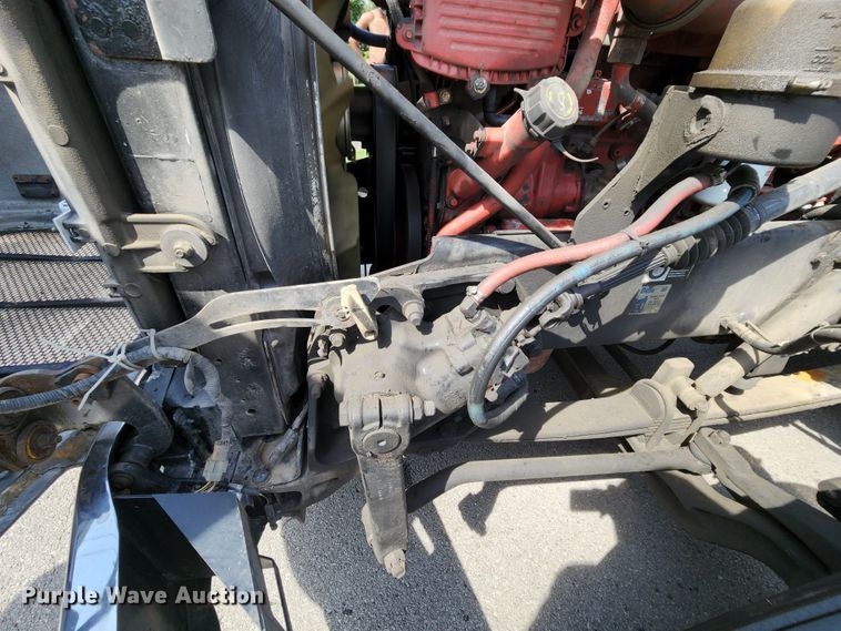 image for item MK9148 2013 Peterbilt 386  semi truck