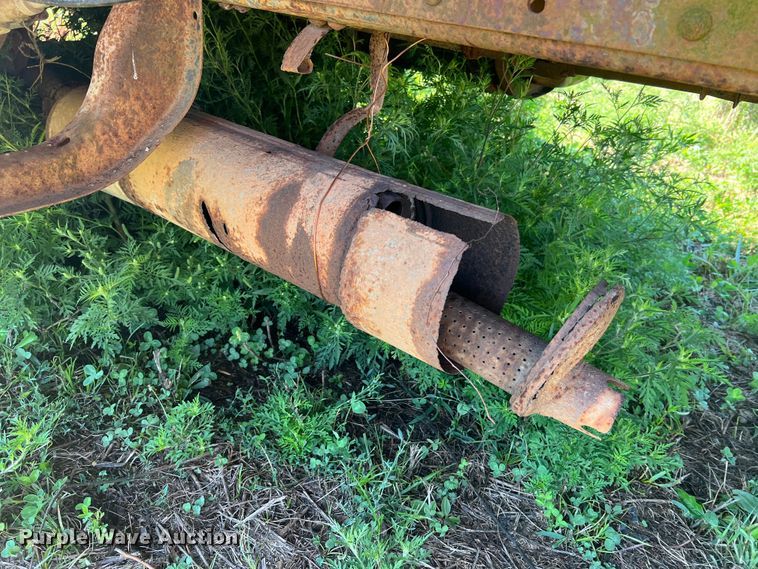 image for item MR9795 1975 Chevrolet C60  dump flatbed truck