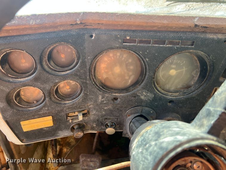 image for item MR9795 1975 Chevrolet C60  dump flatbed truck