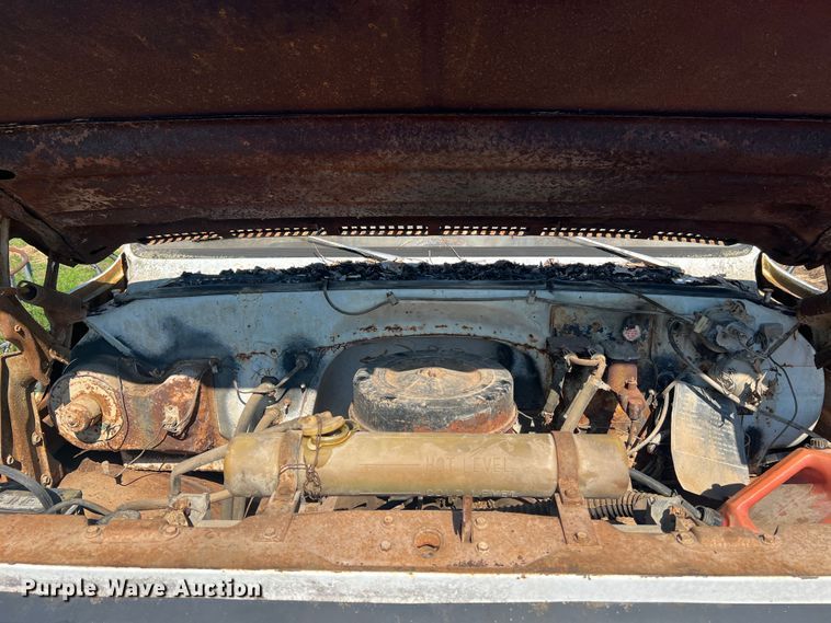 image for item MR9795 1975 Chevrolet C60  dump flatbed truck